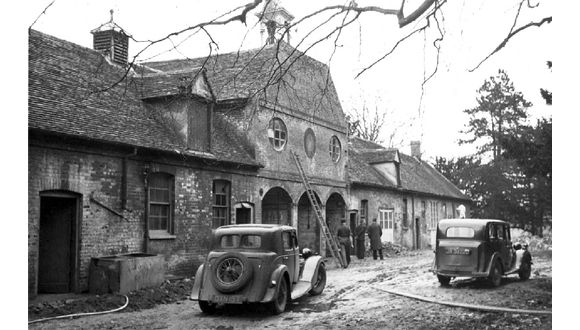 Die Stallungen der Abington Hall