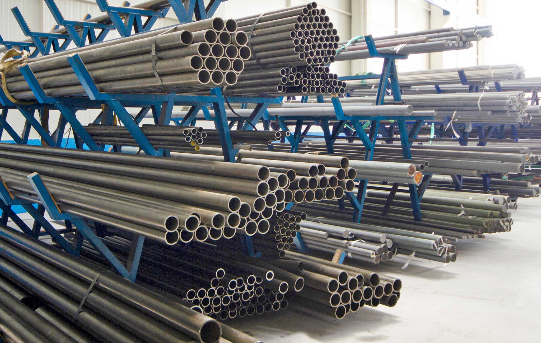 What is the Difference Between Carbon Steel and Stainless Steel? -